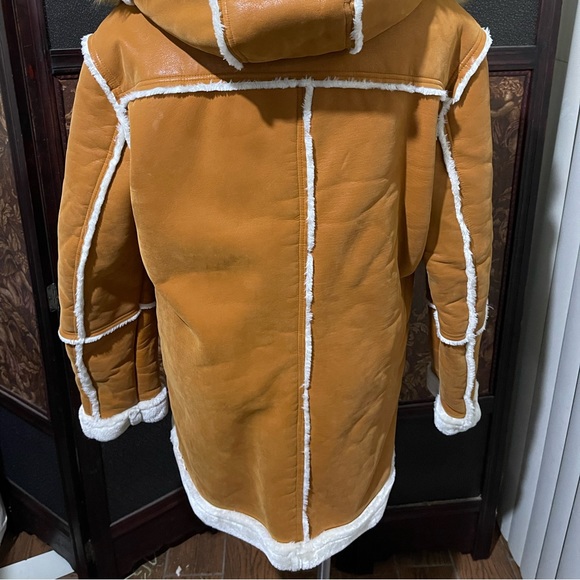 Real genuine, sheepskin coat, three-quarter inch only worn three times ! - Picture 7 of 8